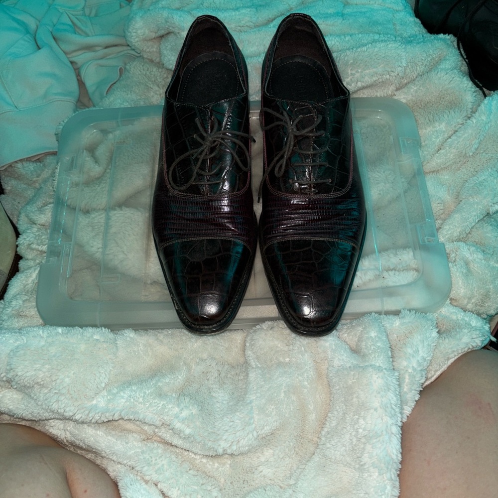 Paul Fredrick Black Crocodile Pattern Oxfords